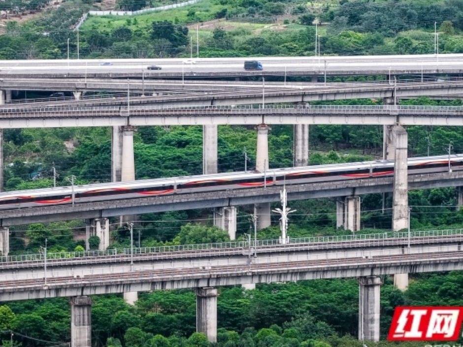 4月15日起湖南旅客南下出行更便捷！国铁广州局实行新的旅客列车运行图