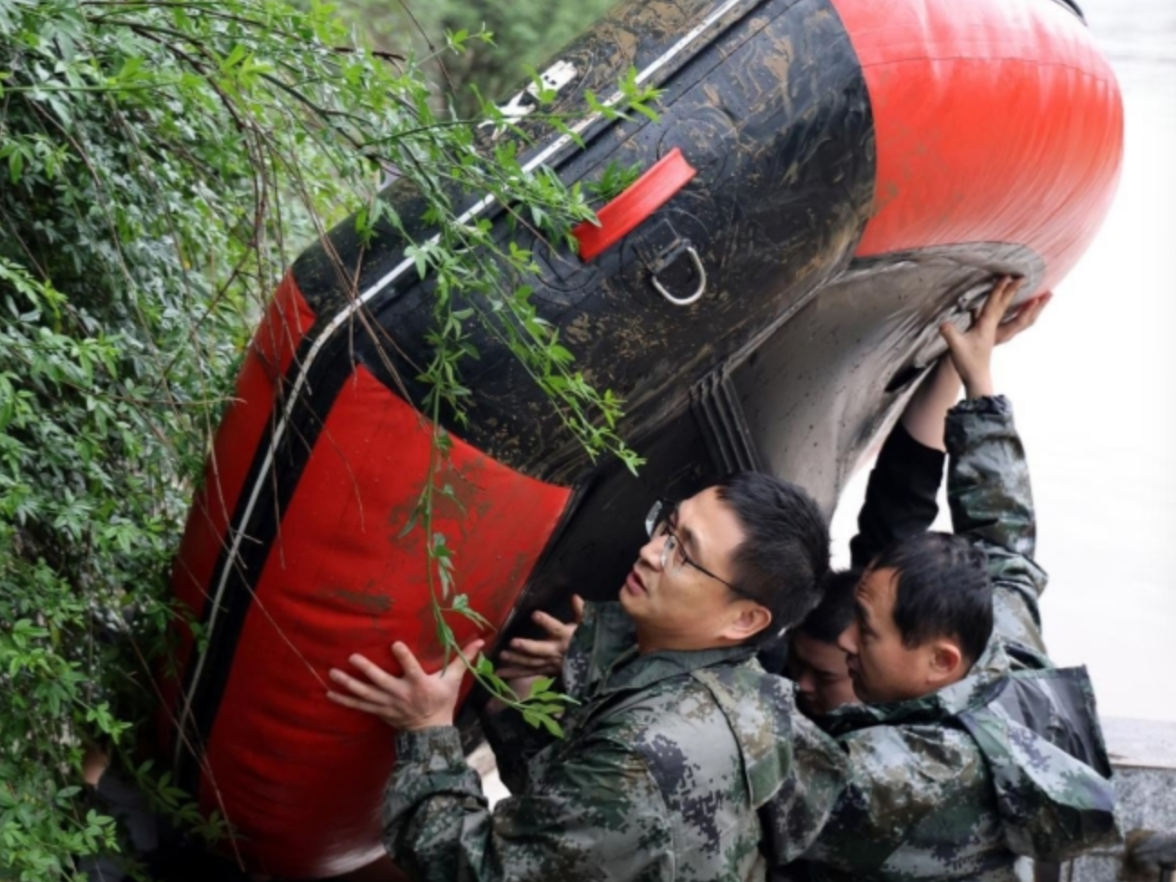邵阳双清民兵砺兵邵水 闻“汛”而动保民安