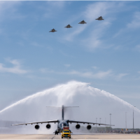 好评中国丨不止记住你的名字，更要接续你的荣光