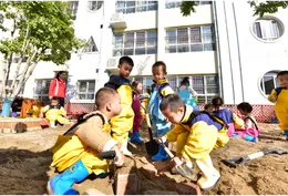 七秩芳华育童心 创新奋进谱新篇 ——写在怀化市幼儿园建园70周年之际