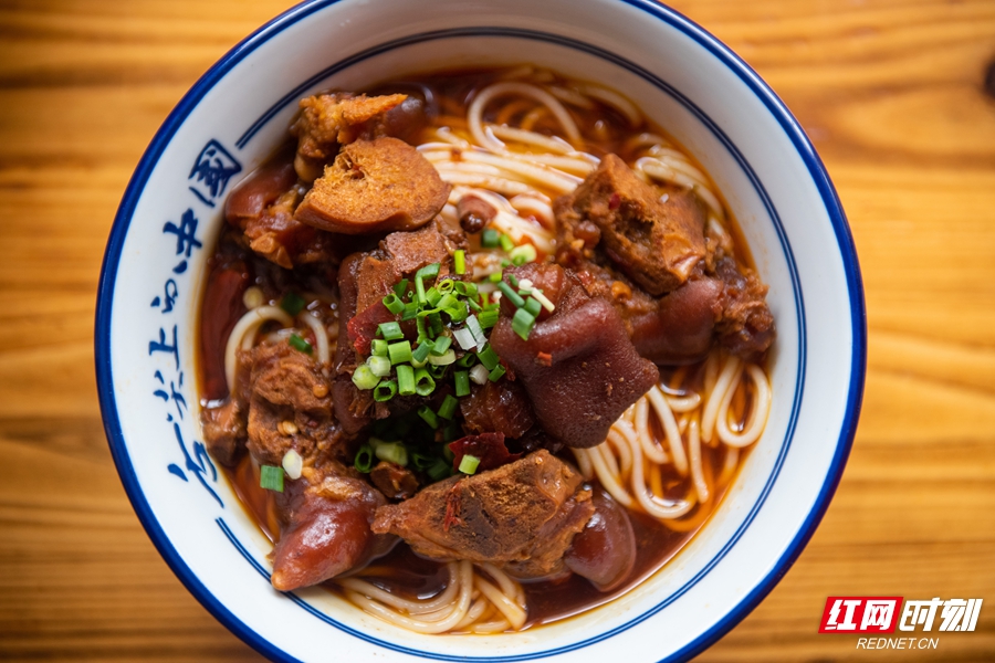 沅陵猪脚粉 (1).jpg