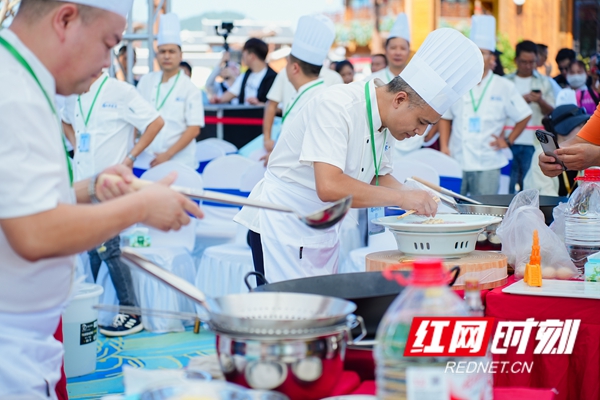 68c8e6aee4b09cae514b9b46.jpg