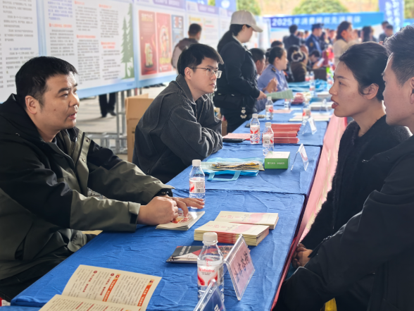 “3·15”在行动丨怀化：让维权之光照亮市井烟火