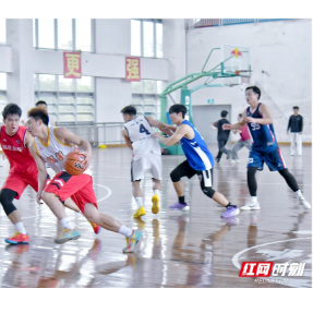 视频丨“湘BA”怀化队加紧备战3月27日客场揭幕战“篮球之乡”铁军将血性出征