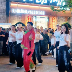 视频丨安塞腰鼓队员“混”入洪江广场舞队：此刻不打鼓  只当广场舞“插班生”