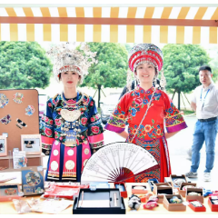 视频丨国际博物馆日湖南主会场活动在怀化举行 29家博物馆文创扎堆“练摊”