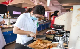 助力“中国南方中药谷”建设 2026年怀化市中药行业技能竞赛开赛