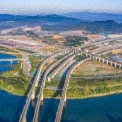 怀化国际陆港上半年成绩亮眼：累计发运国际班列601列 同比增长31%