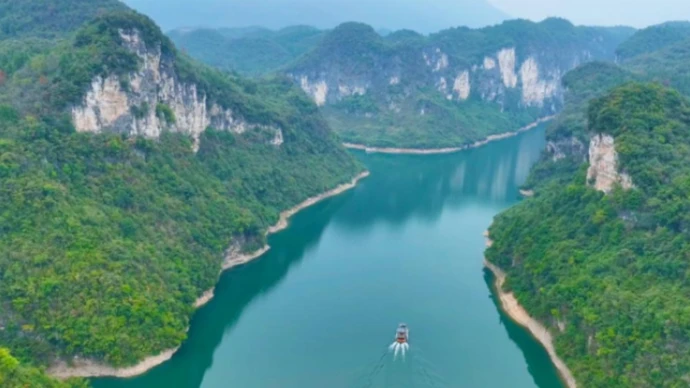 观潮的螃蟹 | 湖南“点水成金”