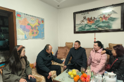 情暖芙蓉 精准关怀绘就企业退休人员幸福底色