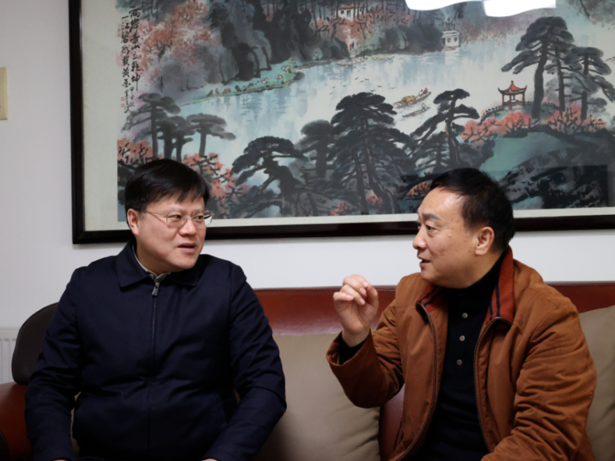 蒋君春节走访看望老领导老同志