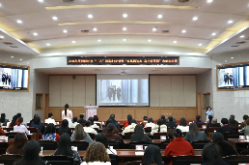 长沙市芙蓉区举行纪念“三八”国际妇女节暨“家风润初心 奋斗绽芙蓉”巾帼大宣讲活动