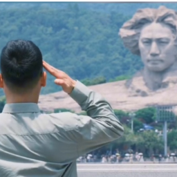 视频｜血脉里的诗句会发光！游客自发诵读《沁园春·长沙》