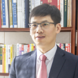 从一个旧皮箱出发，他把“湖南货”卖向全球——记湖南商务职院优秀校友、湖南中榜集团董事长黄仁华