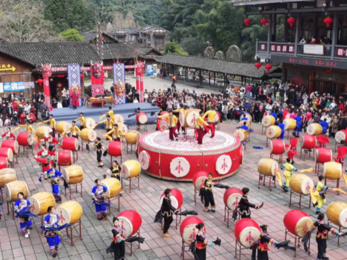 春节观文旅③｜这里的年味“热辣滚烫”，2295万人次大年初一游湖南