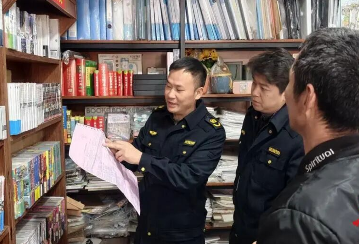 零陵区开展“护苗”行动 筑牢校园周边文化安全防线