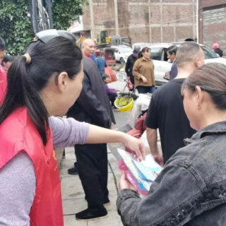 娄底丨双峰县青树坪镇多部门联合开展“扫黄打非”宣传活动