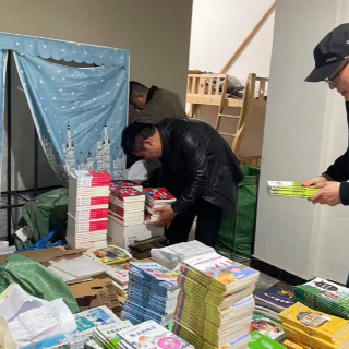 岳阳丨岳阳市成功捣毁一非法印刷储存黑窝点