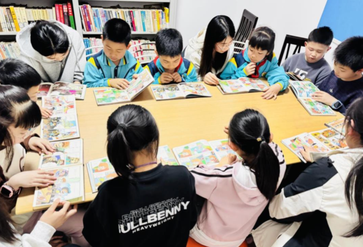 衡阳丨珠晖区友爱里社区开展“护苗绿书签 书香润童心”全民阅读主题活动