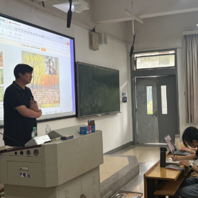 著名学者马永波做客中南大学 阐释后现代主义“范式转向”