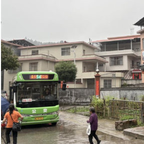 汝城县旱塘瑶族村：小站台撑起便民伞，微实事暖透茶乡心