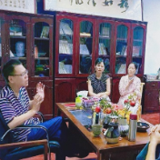 作家周瑟瑟在故乡讲座:那一代人与这一代人的爱