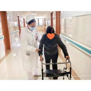 湘潭医卫职院附属医院：告别寸步难行  重塑行走人生