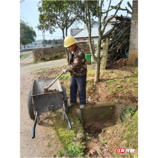 韶灌局左干渠管理处全力疏通排水设施 筑牢汛期安全防线