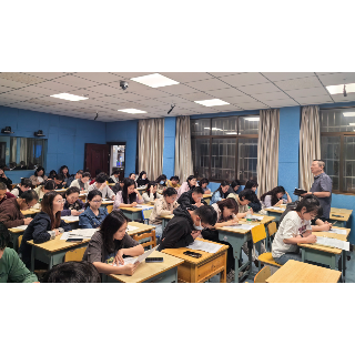 数据赋能明起点 湘钢一中召开高一期中教学工作会