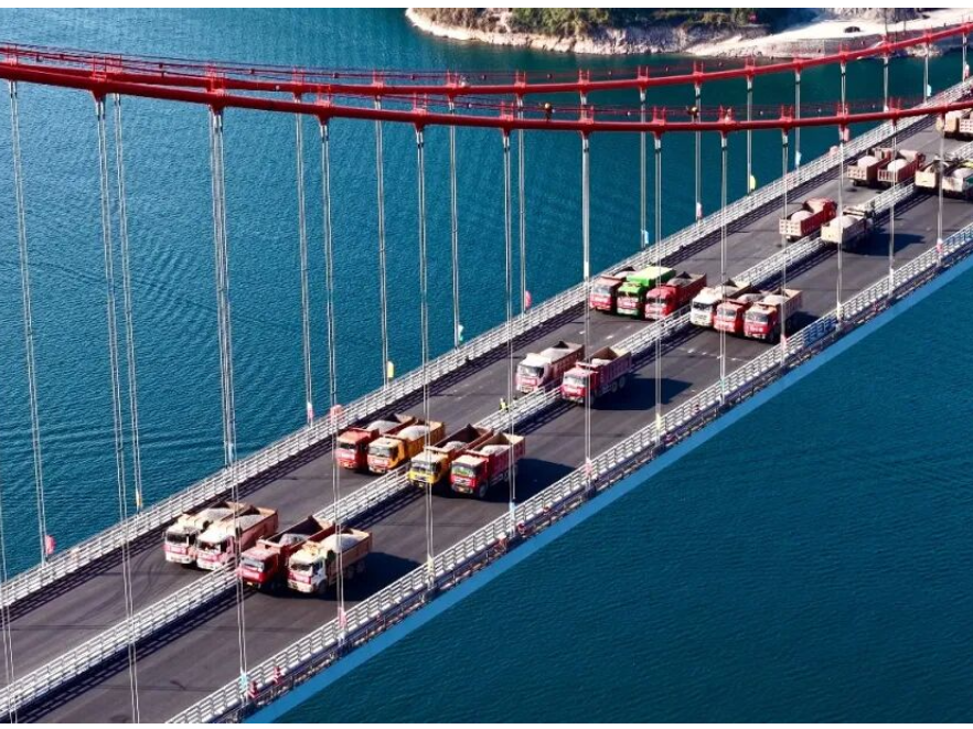 湖南在建最大悬索桥荷载试验完成，2026 年春节前可畅行