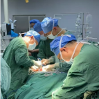 一场车祸重伤，多学科“同台”救治——郴州市第四人民医院创伤中心跑出生命“加速度”