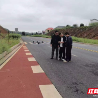 安仁县：科技赋能 无人机“编队”织密森林防火墙