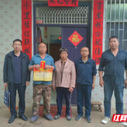 桂阳县樟市镇：立功喜报送上门 拥军优属暖人心