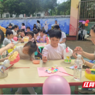 永兴县：彩绘同心罐藏母爱 亲子互动暖母亲节