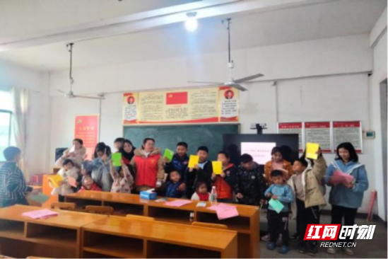 宜章县笆篱镇邱家村：盘活党群服务中心 奏响为民服务新乐章