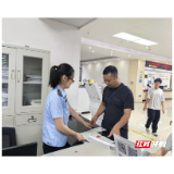 郴州市核发全市首张《重点液态食品道路散装运输准运许可证》