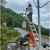 北湖区：高温下维护气象站 全力迎战台风“巴威”