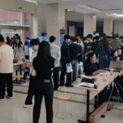 湖南交通职院举办2027届毕业生政校企专场招聘会暨校地合作交流会
