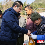 临武县畜牧水产中心：走访慰问群众 暖人心