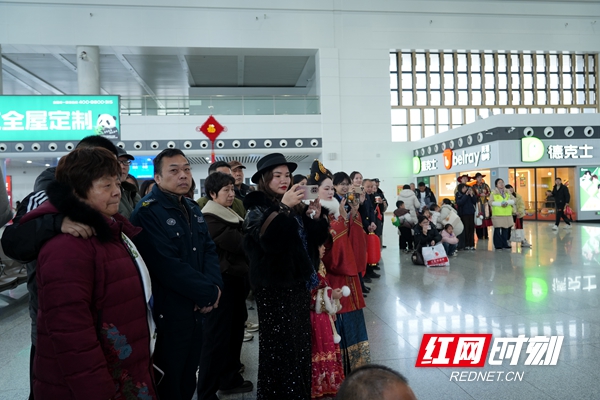 观看.jpg 观看.jpg