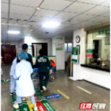 男子轻生，邵阳快警迅速抢救