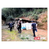 大祥区雨溪街道坚决拆除违章建筑 从严查处私搭乱建行为