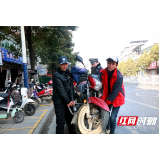 隆回交警：持续开展城区交通秩序整治 为人民群众保驾护航