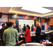 邵阳县融媒体中心捐款2.3万元救助病困职工