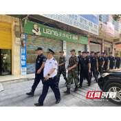 武冈公安开展巡逻防控，确保社会治安稳定