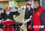 北塔交警进社区开展电动车交通安全主题宣传