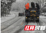 隆回公路全线出击迎战暴风雪