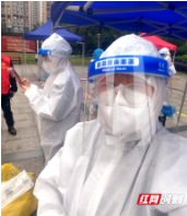 双清区春云学校志愿者战“疫”在行动