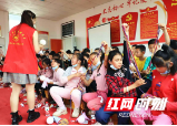 武冈水浸坪乡：传统布偶儿童剧体验培育青少年文化自信