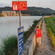 邵阳县长乐乡织密暑期防溺水“安全网”
